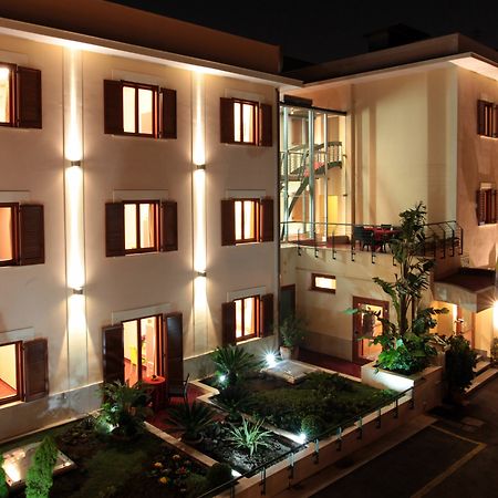 Diana Inn Accommodations Pompei Ngoại thất bức ảnh